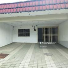 1 storey house @ Taman Bunga Raya 5 rooms for Rent Sept25