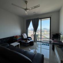 Fully furnished,facing kl city view unblocked,ready now,3r2b,2cp,acces