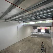 Prime location next to highway link factory for sale in Batu Caves!