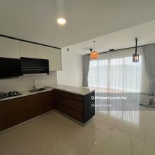 3 Bedroom dual key unit, partially furnished