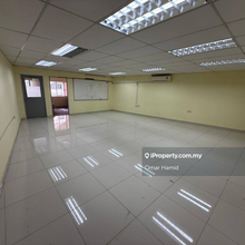 Facing Open Good Location 3 Storey Shoplot Bandar Baru Selayang