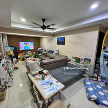 Townhouse Lower Unit @ Corner unit @ Facing open @ Well maintained