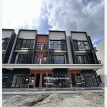 Taman Sri Tebrau Pelangi Jalan Serampang Semi D Shop Upstairs For Rent