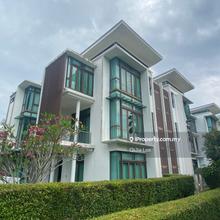 3 Storey Semi D for Sale