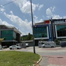 3 storey Semi D Shop Office, Jalan Dataran Marvelane Meru Klang