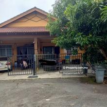 Teres setingkat sg karang dekat gebeng 