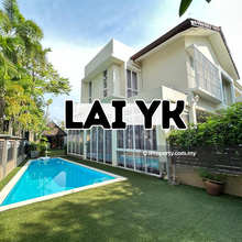 Short drive to Empire Subang, Sunway & Monash University