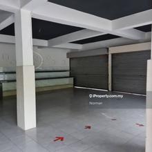Shop-office for Rent