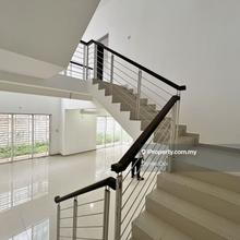 3 Storey Semi-D D'Impian Tropika Balakong 