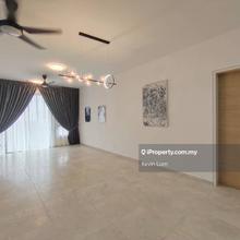 3 Mins to Garden International School, Dual Entrance!