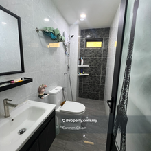 Sri Penaga ground floor unit for sell