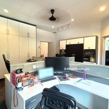 Super Limited Intermediate Unit, 90% Good & Move In Condition