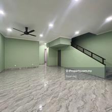 2 Storey Superlink Newly Renovated & Kitchen Extended