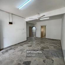 Court 2 ground floor for rent with balcony