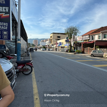 Main road batu lanchang 