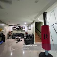 Semi D at batu caves