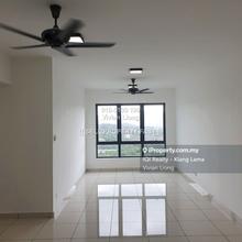 Corner Kiara Plaza Service Apartment (1097sf, 3 rooms) Kajang Semenyih