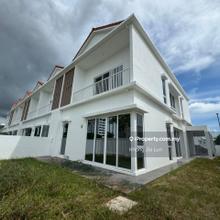 Aspen Viluxe G/Guarded Batu Kawan 2-Storey Intermidiate Corner Terrace