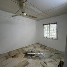 Murah Flat Pkns Shah alam ( 3 bilik 2 tandas ) block 20 Tingkat 5