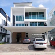 3.5 Storey Bungalow @ Aspen Garden Residence, Cyberjaya