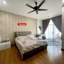 Convenient Location I Greenlane