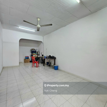 1km Distance to Paradigm Mall, Nearby Bus Stop