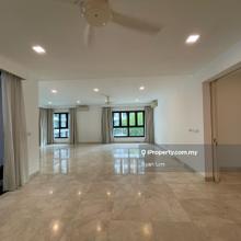 Freehold Luxury Condo, Ready Move in Developer Units, 5 minute to KLCC