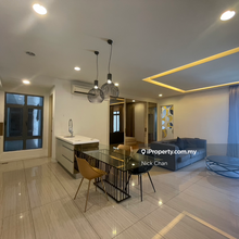Well Maintain 2 room unit in Eve Suite - Link bridge to LRT Station