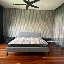 Golf View Landed Villa With Private Lift for Sales/ Rent