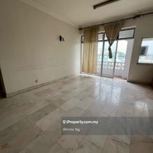Cheapest psf unit at ciq area, walking distance, 3bed3bath for sale