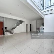 Terrace house for Sale