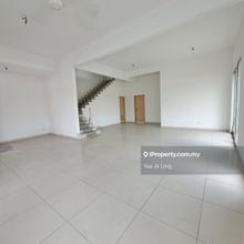 Price Drop! 2.5 Storey Semi D Corner Desa Bayumas for Sale