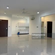 Spacious Forest Air Pool View Condominium for Rent