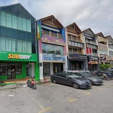Facing Main Road Shop Taman Equine Seri Kembagan 