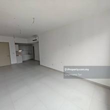 Newly completed! Arunya Residence 2 bedrooms 2 car parks furnished