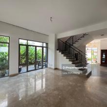 Semi D 3 Storey / Changkat Kiara, Dutamas