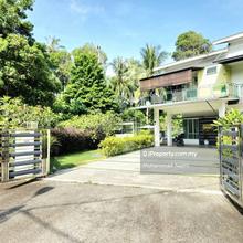 Mewah: Rumah Semi D 2 Tingkat Corner Lot Medini Villas Kijal