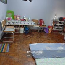 Flat Pkns Shah alam Sek 8 ( Tingkat 5) 2 bilik 1 tandas