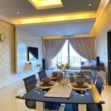 Surian Residence / Corner / Renovated / 2 Carpark / Kepayan Kobusak