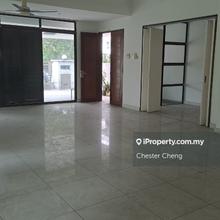 Large Corner Excellent for those looking to Huge Land