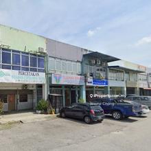 Bandar Puteri @ Klang  2 Storey Intermediate Terrace Shop 