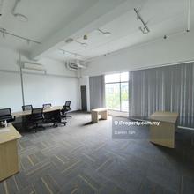 Furnish nice id & spacious retail office with mrt for rent at rm3k