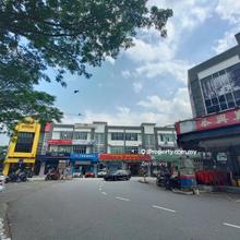 Gelang Patah Corner Shop Taman Nusntara Three storey corner shop
