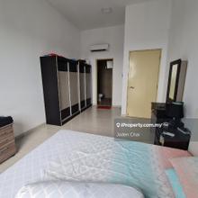 The Hamilton Below Market Price unit 3 rooms 2 bathrooms 2 carparks