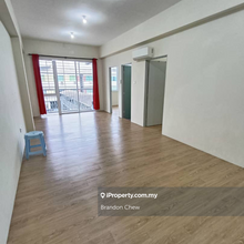 Genesis Mall 2 Apartment For Sale