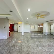Penthouse Duplex, Spacious layout, ideal for families or professionals