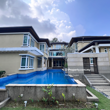 Luxury Guarded ans Gated Bungalow in Bukit Tunku