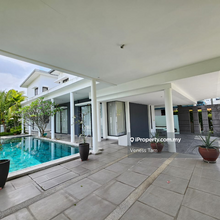 Corner link bungalow,private pool,high quality furnishing,freehold