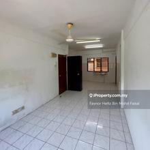 Beautiful Low Level Gugusan Teratai Apartment Seksyen 6 Kota Damansara
