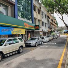 Shop for sale - near Midvalley